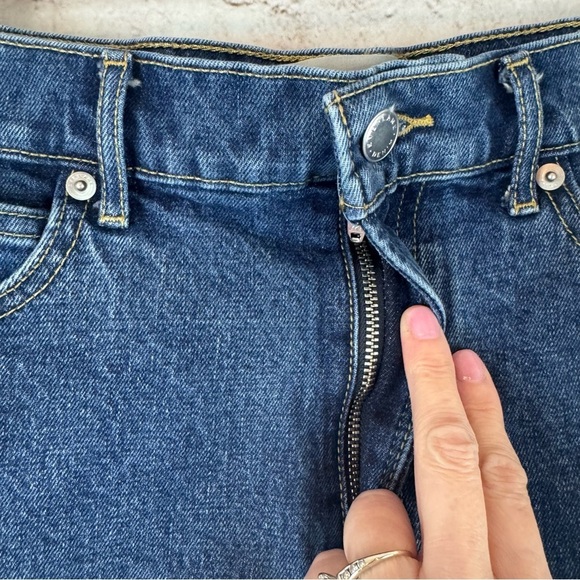 EVERLANE Women's 27 The Way High Denim Short Dark Wash Raw Hem Stretch Cotton - Picture 5 of 13